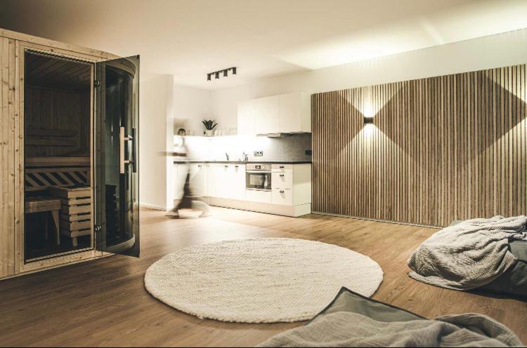ניוסטיפט אים סטובאיטל Oskar Apartments מראה חיצוני תמונה